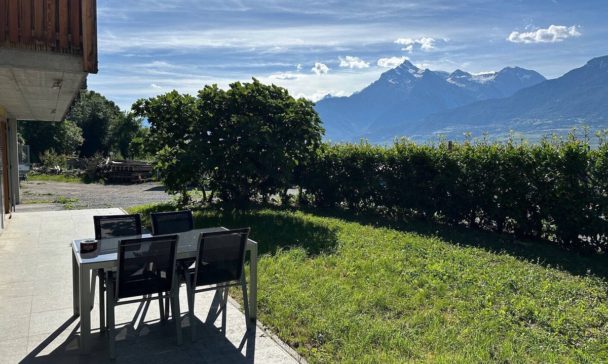 Salins Apartment | Why not à 5 mns de Sion