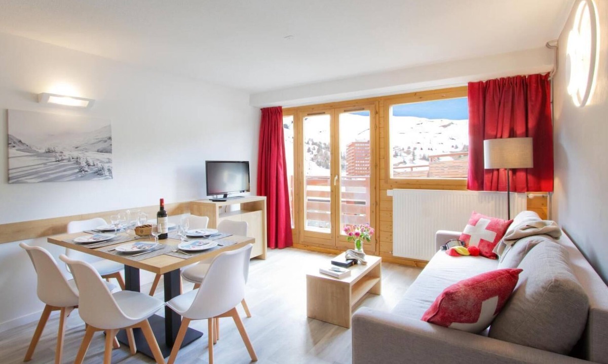 Plagne Centre Apartment | Wifi, 50m from resort center, tv, ski locker, 41m², La Plagne