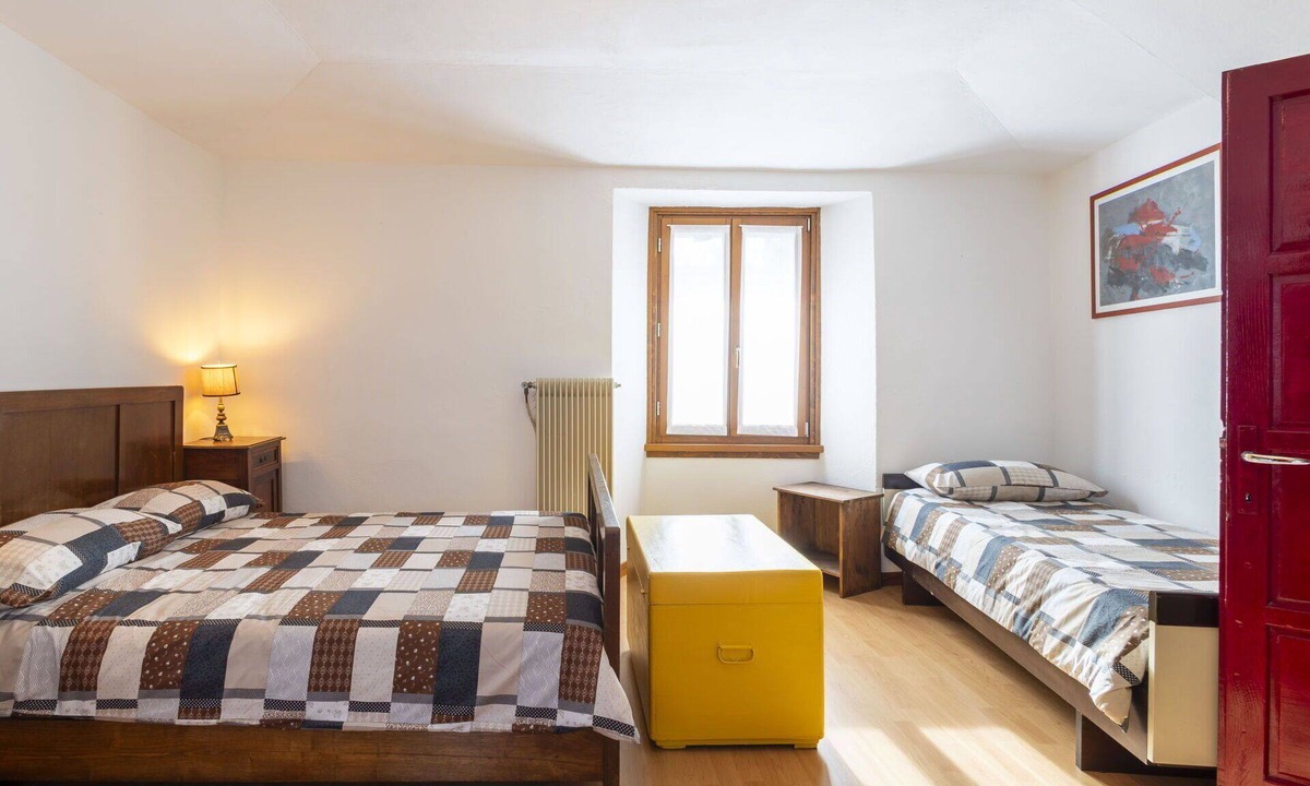 Valtellina House | Wonderful private villa for 7 people with WIFI, A/C, TV, patio and pets allowed