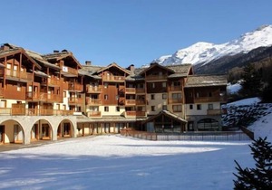 150m from shops, 3rd floor, fitness, swimming pool, balcony, tv, ski locker, 38m², Val Cenis