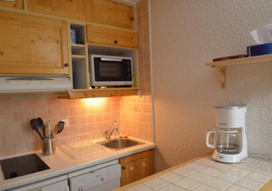 150m from shops, 6th floor, balcony, tv, 55m², Les Menuires