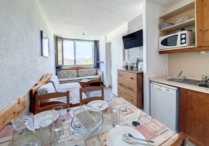 1st floor, balcony, tv, ski locker, 24m², Les Menuires