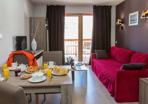Appartement de Montagne Cosy avec Balcon + Wi-Fi