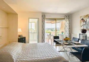 Studio Le Baccara by Interhome