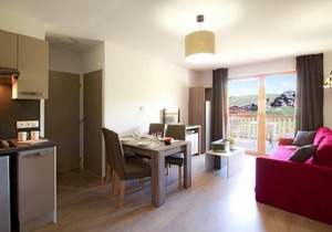 Wifi, 250m from resort center, swimming pool, terrace, balcony, tv, ski locker, 32m², La Plagne