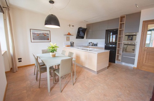 Lezzeno Apartment | 10 minutes from Bellagio family apartment outdoor space and comfort