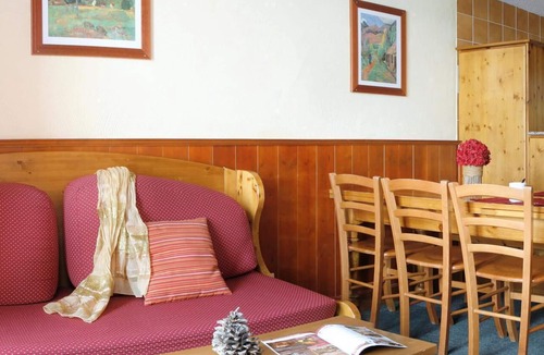 Val-Thorens Apartment | 100m from resort center, balcony, tv, ski locker, 50m², Val Thorens