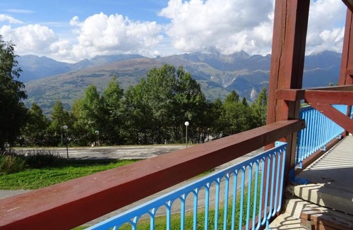Arc-1800 Apartment | 100m from resort center, 3rd floor, view forest, balcony, tv, 30m², Les Arcs