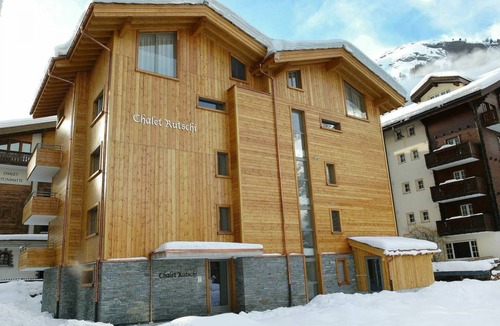 Zermatt Apartment | 120 m² Apartment ∙ 3 bedrooms ∙ 6 guests