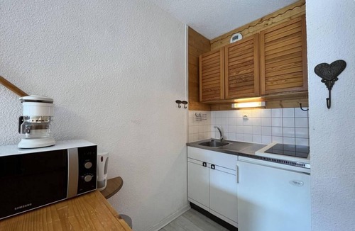 Plan Peisey Apartment | 130m from resort center, 3rd floor, balcony, tv, ski locker, 24m², Peisey-Vallandry
