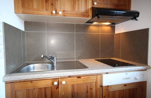 Montchavin Apartment | 150m from resort center, 2nd floor, view forest/valley, balcony, tv, ski locker, 47m²
