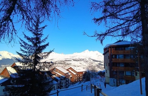 Vallandry Apartment | 150m from resort center, 5th floor, balcony, tv, ski locker, 20m², Peisey-Vallandry