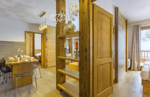 Les Brevieres Apartment | 150m from resort center, fitness, swimming pool, sauna, hammam, balcony, tv, 50m², Tignes