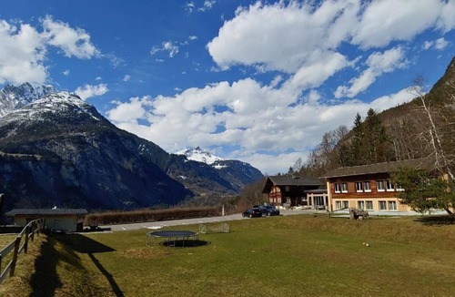 Wiler Apartment | 2 Bedrooms Apartment “Alleschwendi”