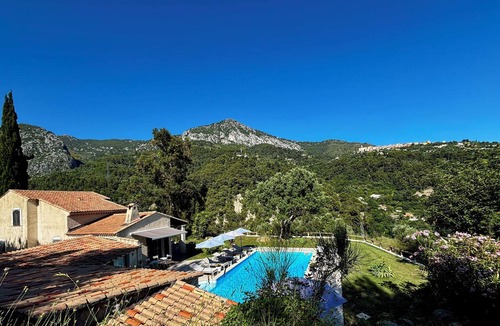 Menton Villa | 2027 Early bird discounts apply. Luxury Villa, private pool, a/c bedrooms