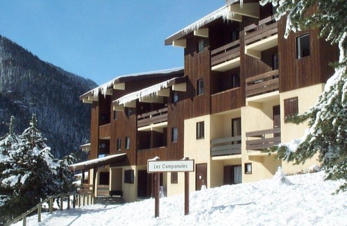 Villarodin-Bourget Apartment | 240m from resort center, 3rd floor, balcony, parking, tv, ski locker, 35m², La Norma