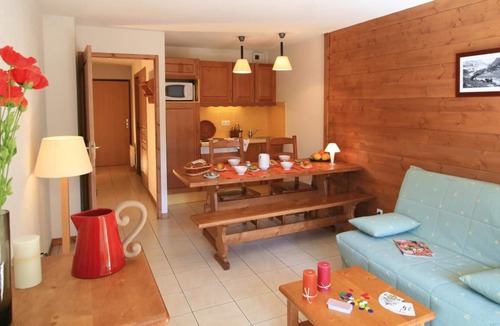 Plan Peisey Apartment | 250m from resort center, swimming pool, terrace, balcony, tv, ski locker, 70m², Peisey-Vallandry