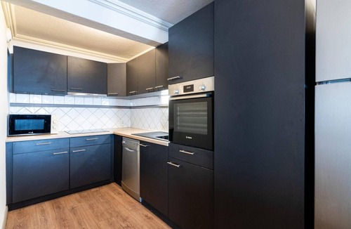 Val-Thorens Apartment | 2nd floor, swimming pool, sauna, hammam, balcony, tv, ski locker, 90m², Val Thorens