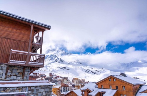 Val-Thorens Apartment | 2nd floor, swimming pool, sauna, hammam, balcony, tv, ski locker, 90m², Val Thorens