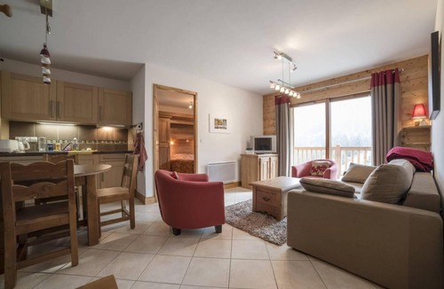 Arc-1800 Apartment | 2nd floor, view mountain, swimming pool, balcony, tv, ski locker, 55m², Les Arcs