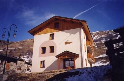 Le Bettaix Apartment | 2nd floor, sauna, balcony, parking, tv, ski locker, 80m², Les Menuires