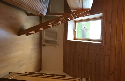 Rueggisberg Apartment | 3,5 Zimmerferienwohnung Schwalbenäscht Rüeggisberg