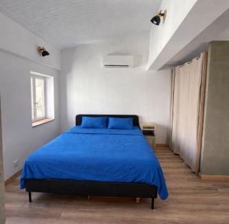 Aubenas Apartment | 3- Appartement climatisé, dans le centre historique d Aubenas
