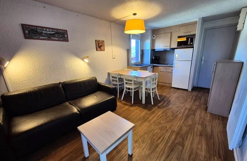 Montchavin Apartment | 3-Room Apartment for 7 People