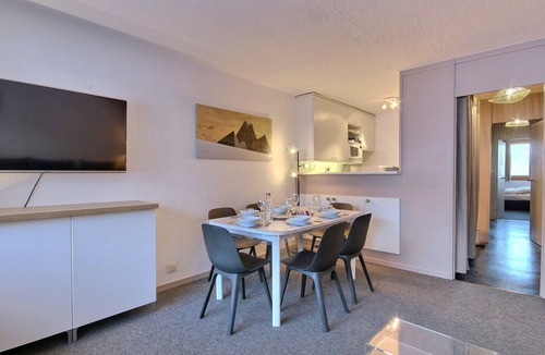 Plagne Centre Apartment | 3-room apartment on ski runs with large terrace and Wi-Fi