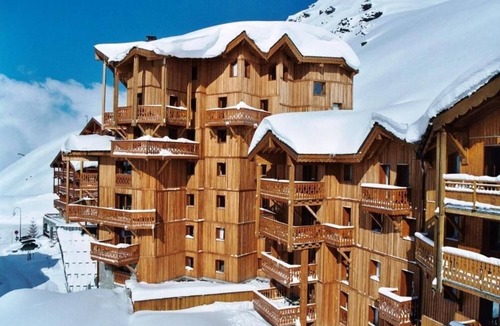 Val-Thorens Apartment | 300m from resort center, swimming pool, sauna, fireplace or stove, tv, ski locker, 84m², Val Thorens