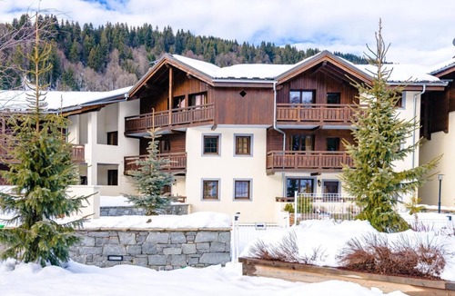 Les Gets Apartment | 300m from resort center, fitness, swimming pool, sauna, hammam, terrace, balcony, tv, ski locker
