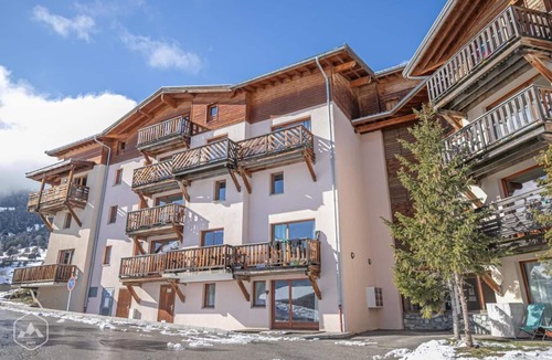 Aussois Apartment | 300m from resort center, 4th floor, balcony, parking, tv, 40m², Aussois
