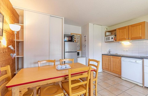 Aussois Apartment | 300m from resort center, 4th floor, balcony, parking, tv, 38m², Aussois