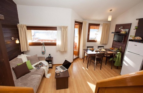 Lanslevillard Apartment | 300m from shops, sauna, hammam, parking, tv, ski locker, 28m², Val Cenis