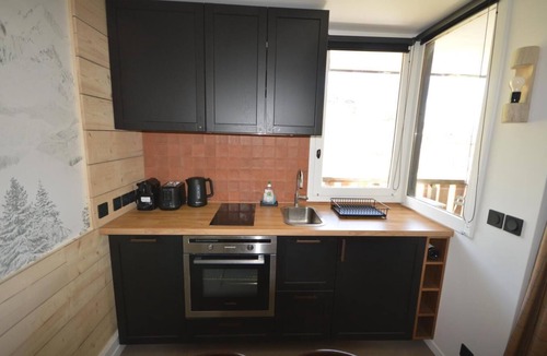 Montalbert Apartment | 50m from resort center, 2nd floor, view ski slopes, terrace, tv, ski locker, 19m², Montalbert