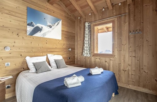 Reberty Apartment | 50m from shops, 2nd floor, sauna, balcony, tv, ski locker, 147m², Les Menuires