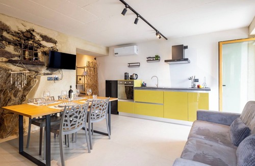 Civo Apartment | Al Vignale - La Grotta by Interhome