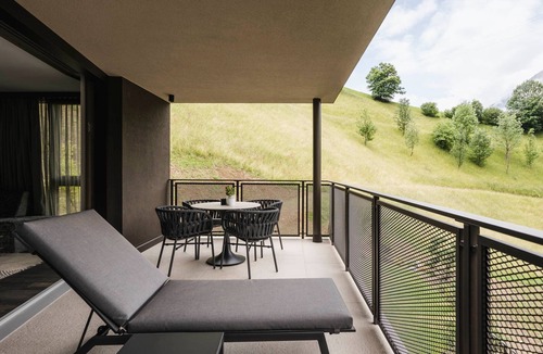 San Leonardo in Passiria Apartment | Apartment 'Les Ovis Alpin – New Opening' with Mountain View, Wi-Fi & Air Conditioning, Opening May 2026