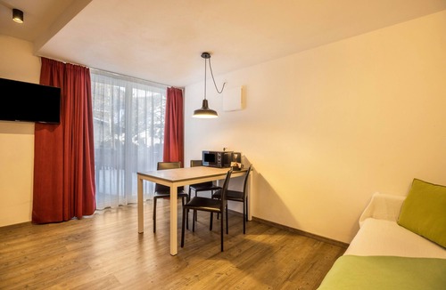San Vigilio Apartment | Apartment “Ön Residenz Bun Sté” with Mountain View, Sauna & Garden