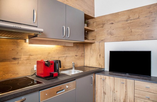 Ried im Oberinntal Apartment | Apartment "Bergtraum Ried – Type 1" with Mountain View, Shared Garden and Wi-Fi