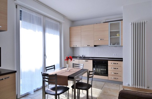 Dervio Apartment | Apartment by Lake Como near Spiaggia di Dervio