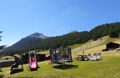 Livigno Apartment | Apartment 'Chalet Sever' with Wi-Fi