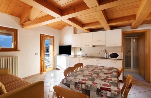 Valtellina Apartment | Apartment "Cima Fopel" with Mountain View, Wi-Fi, Balcony, Terrace & Garden