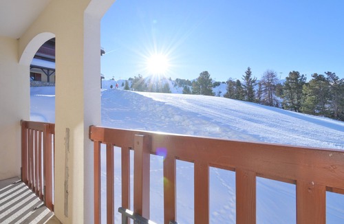 Belle Plagne Apartment | Apartment 'Lesetoilesdelaplagne Le Quartz' with Mountain View, Balcony and Wi-Fi