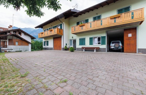 Ponte Arche Apartment | Apartment 'Fucine 33' with Mountain View, Balcony and Wi-Fi