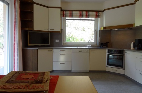 Naturno Apartment | Apartment 'Gartenrose' with Mountain View, Shared Pool and Wi-Fi
