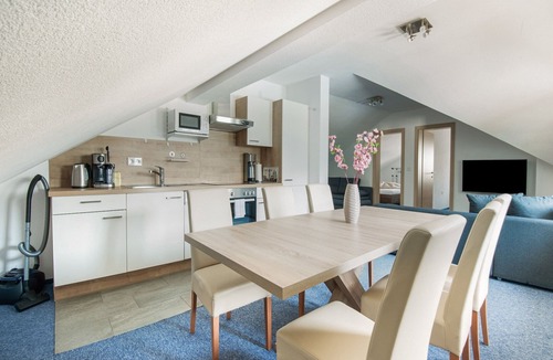 Sautens Apartment | Apartment in Sautens with a roof terrace and barbecue