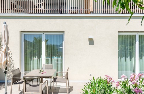 Caldaro Sulla Strada del Vino Apartment | Apartment 'Kardonighof Barleit' with Pool and Vineyard Views - New in 2026