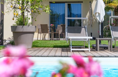 Caldaro Sulla Strada del Vino Apartment | Apartment 'Kardonighof Barleit' with Pool and Vineyard Views - New in 2026