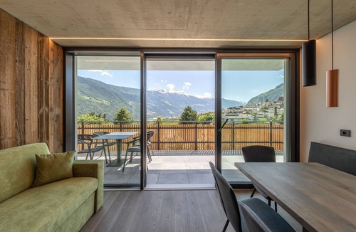 Parcines Apartment | Apartment 'Köfele Lodge Agnes' with Mountain View, Shared Pool and Wi-Fi